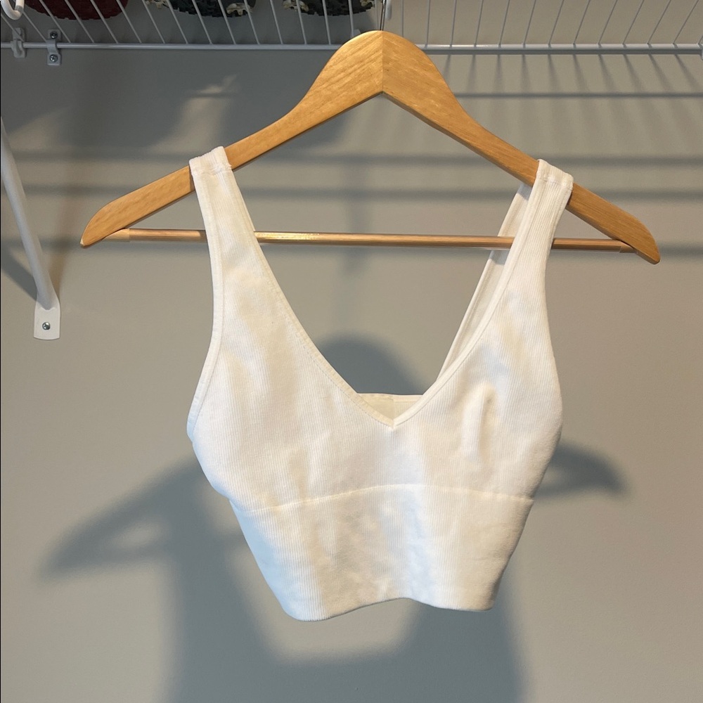 White Ribbed Crop Top - Picture 1 of 1